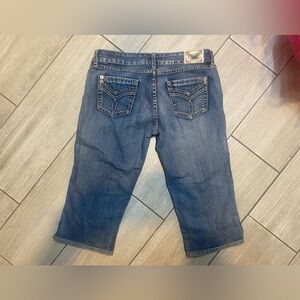 YMI Ladies Capri Jeans – Size 9 – Y2K Stretch Denim Low Rise